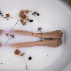 Pourquoi installer un adoucisseur ou un système anti-calcaire pour votre eau chaude sanitaire à Genève ?